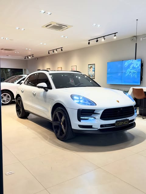 PORSCHE MACAN 2.0T - Imagem 2