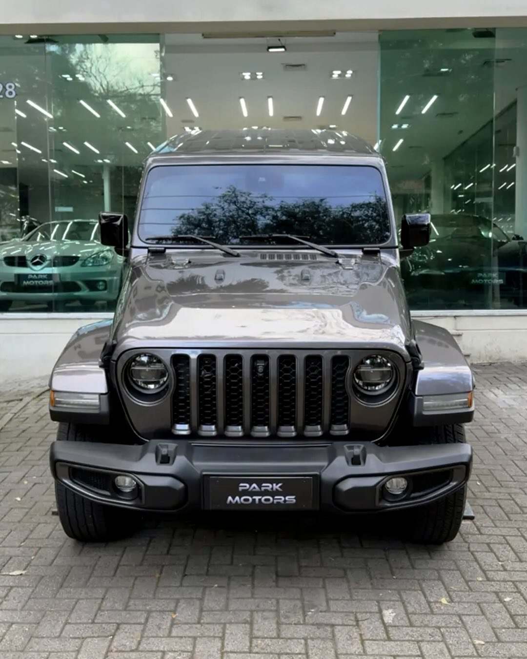 JEEP WRANGLER SAHARA - Imagem 3