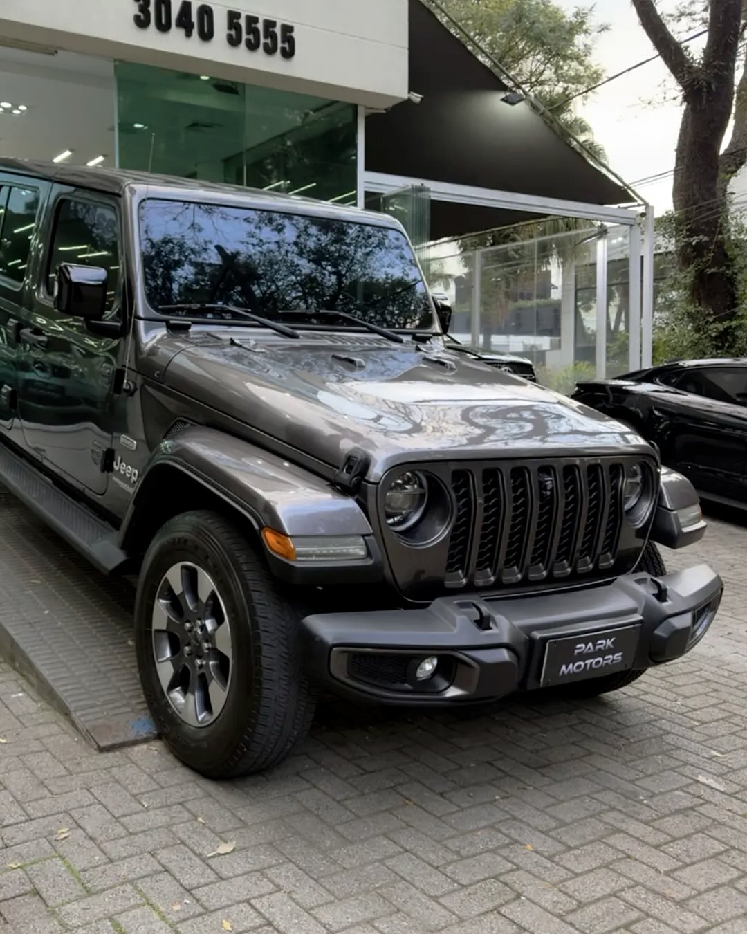 JEEP WRANGLER SAHARA - Imagem 4