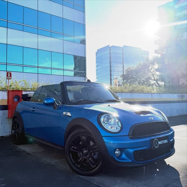 MINI COOPER S CABRIO - Imagem 1