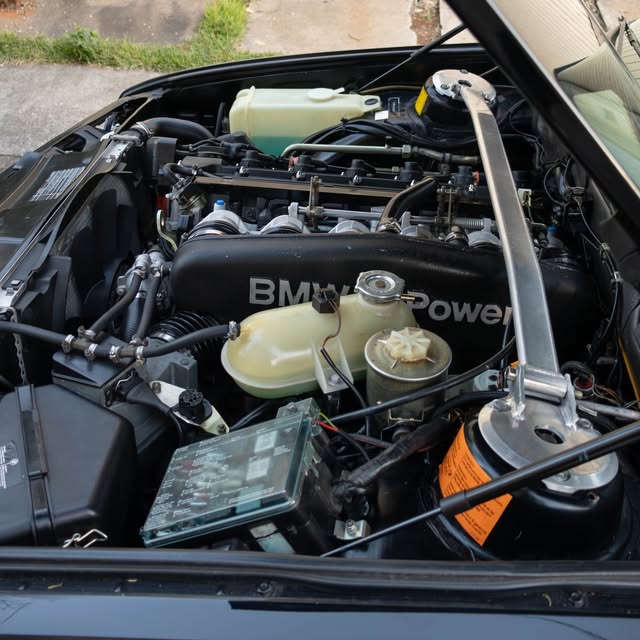 BMW M5 E28 - Imagem 9