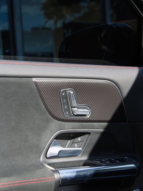 MERCEDES-BENZ GLA 200 AMG LINE - Imagem 5
