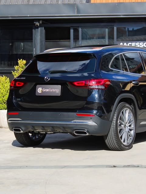 MERCEDES-BENZ GLA 200 AMG LINE - Imagem 9