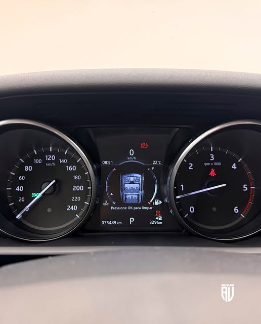 LAND ROVER DISCOVERY TD6 HSE LUXURY - Imagem 11
