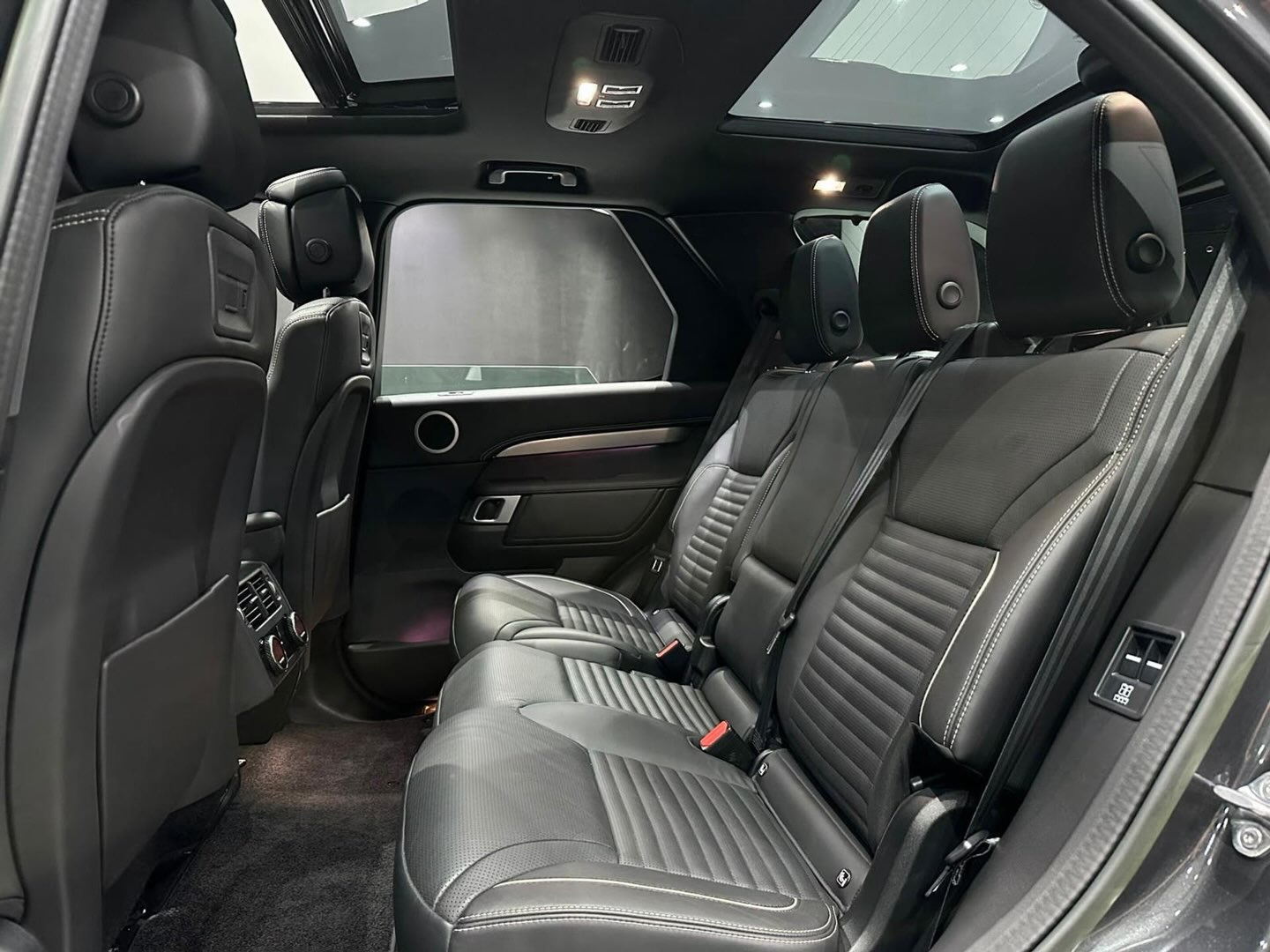 LAND ROVER DISCOVERY METROPOLITAN EDITION - Imagem 8