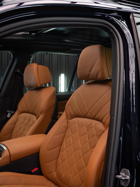 BMW X5 XDRIVE50E M SPORT - Imagem 16