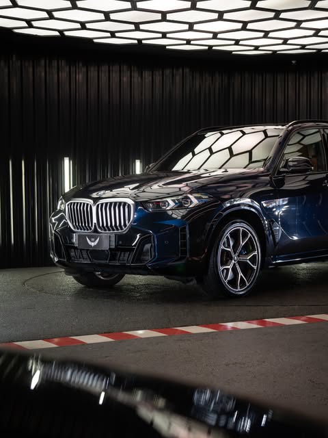 BMW X5 XDRIVE50E M SPORT - Imagem 5