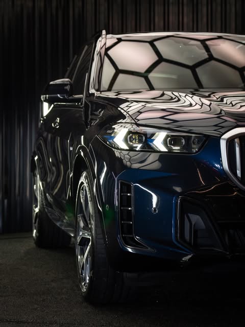 BMW X5 XDRIVE50E M SPORT - Imagem 7