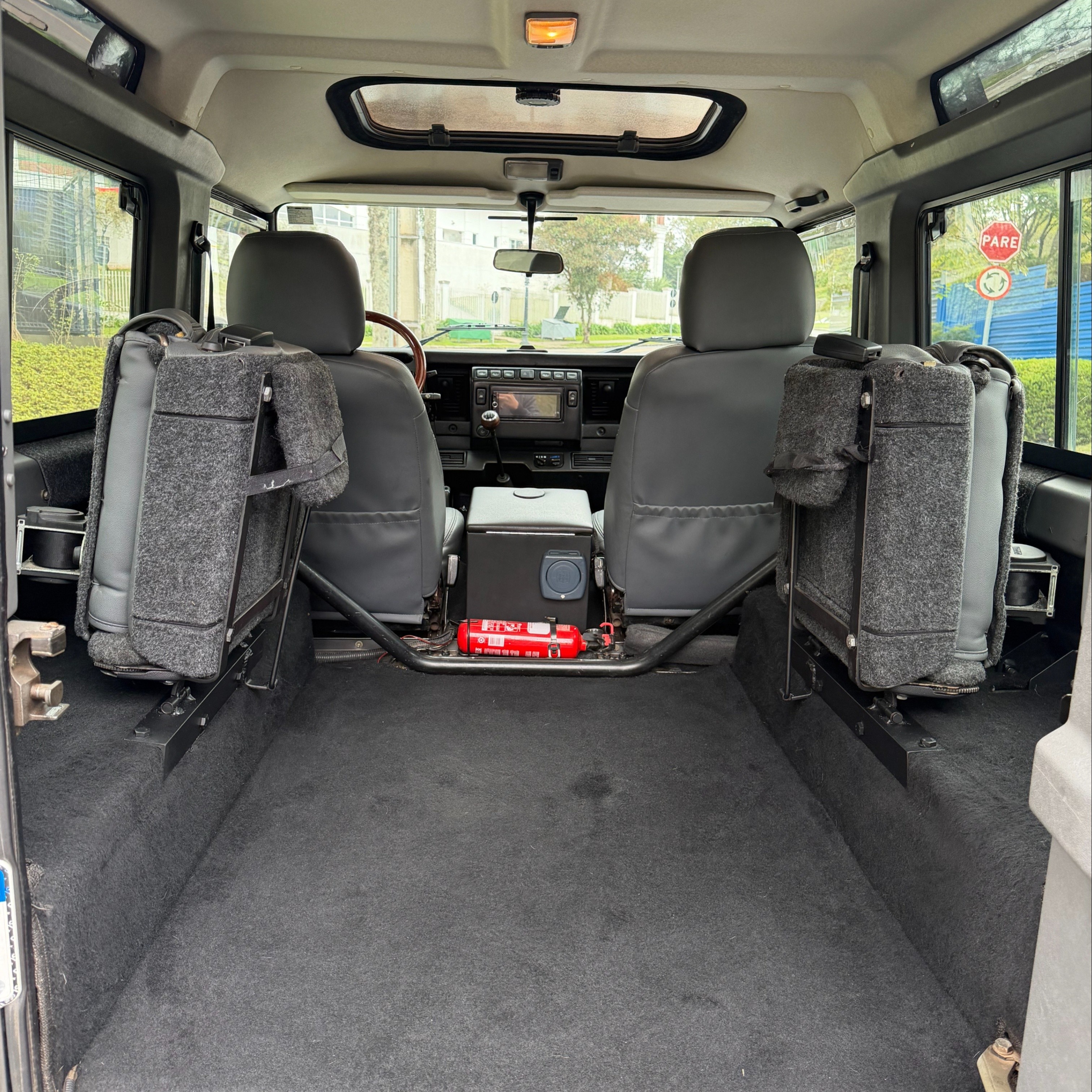 LAND ROVER DEFENDER 90 CSW - Imagem 10