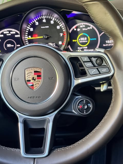PORSCHE PANAMERA 4 E-HYBRID SPORT TURISMO - Imagem 11