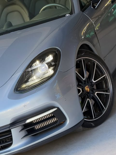 PORSCHE PANAMERA 4 E-HYBRID SPORT TURISMO - Imagem 17