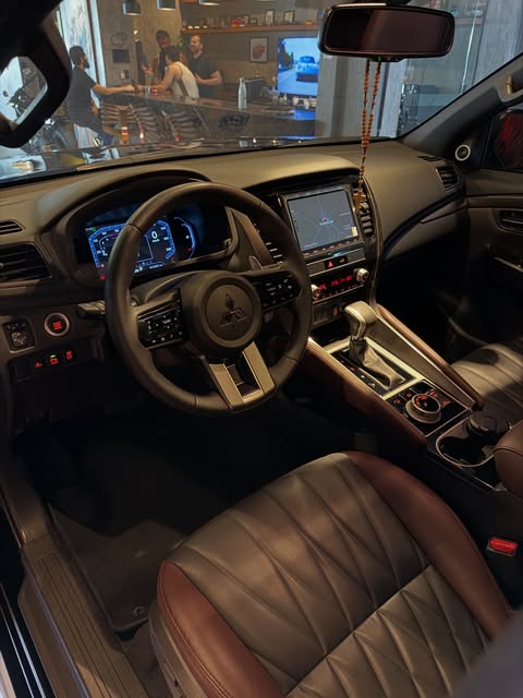 MITSUBISHI PAJERO SPORT LEGEND BLACK - Imagem 9