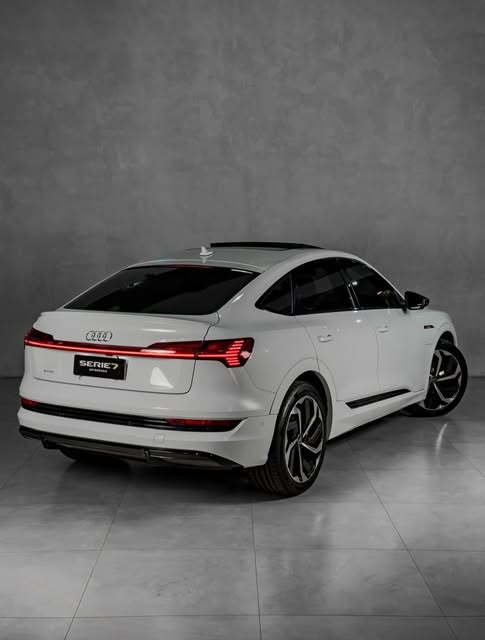 AUDI E-TRON - Imagem 11