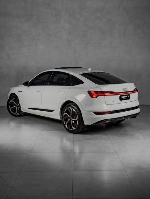 AUDI E-TRON - Imagem 9