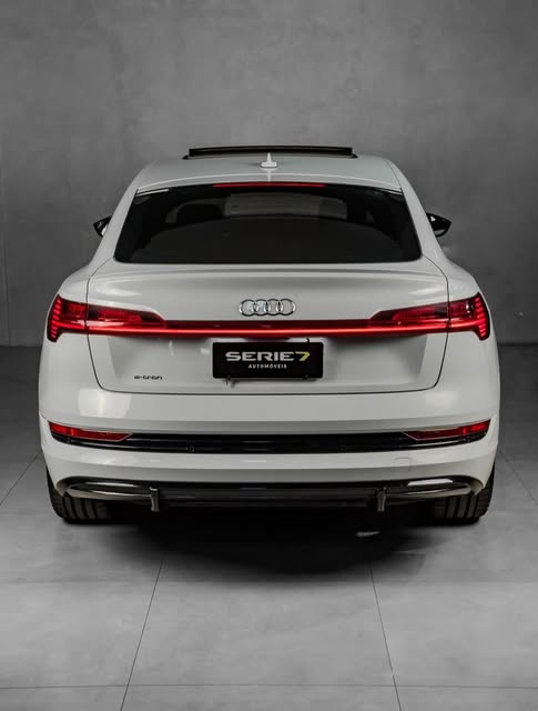 AUDI E-TRON - Imagem 10
