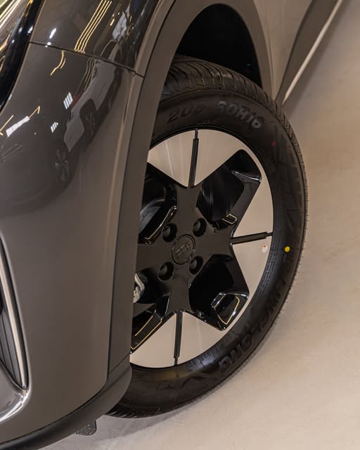 GEELY EX2 - Imagem 3