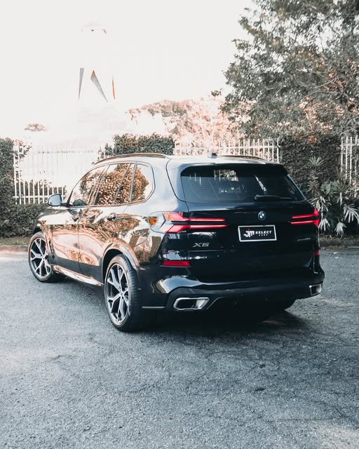 BMW X5 XDRIVE 50E M SPORT AUT. - Imagem 2