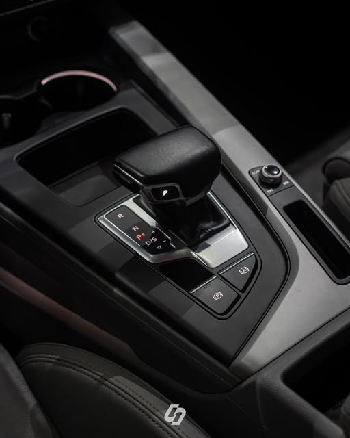 AUDI A4 PRESTIGE PLUS - Imagem 8