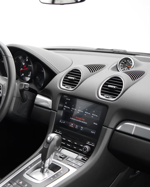 PORSCHE 718 CAYMAN STYLE EDITION - Imagem 5
