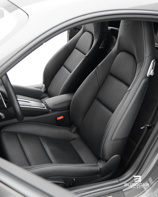 PORSCHE 718 CAYMAN STYLE EDITION - Imagem 6
