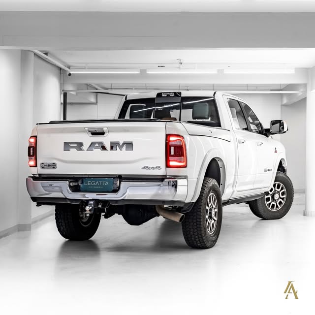RAM 3500 LONGHORN - Imagem 2