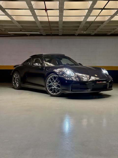 PORSCHE 911 CARRERA - Imagem 1