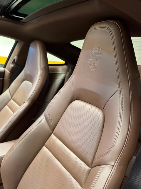 PORSCHE 911 CARRERA - Imagem 12