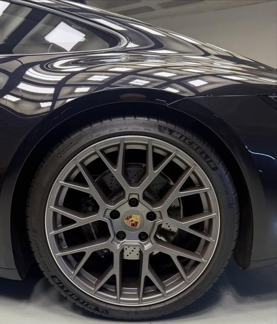PORSCHE 911 CARRERA - Imagem 7