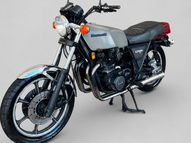 KAWASAKI KZ 1000 ST - Imagem 3