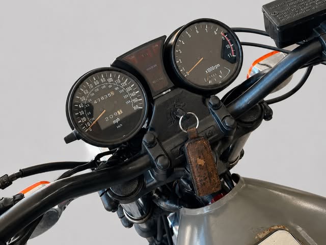 KAWASAKI KZ 1000 ST - Imagem 5