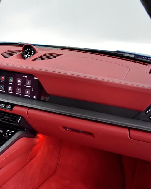 PORSCHE 911 CARRERA - Imagem 4