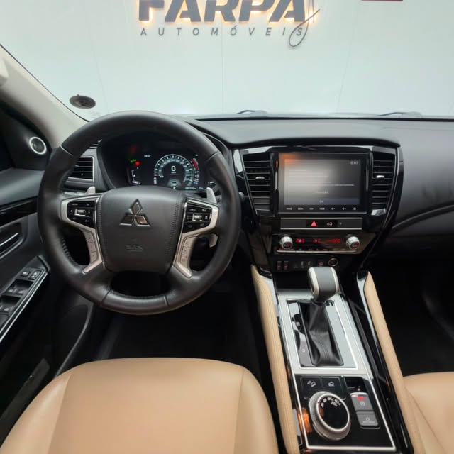 MITSUBISHI PAJERO SPORT LEGEND 2.4 4X4 DIESEL AUT. - Imagem 10