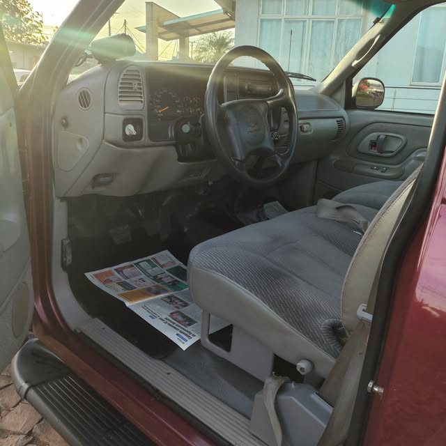 CHEVROLET SILVERADO - Imagem 11
