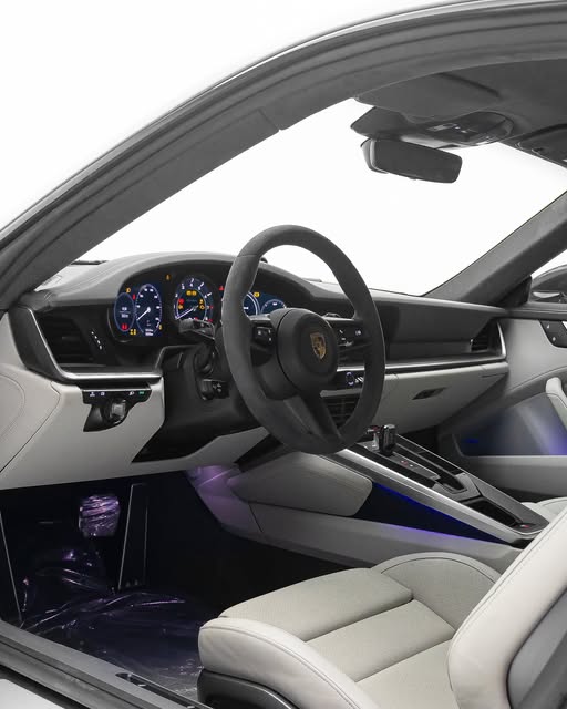 PORSCHE 911 TURBO - Imagem 3