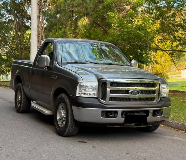 FORD F-250 XLT-L - Imagem 2