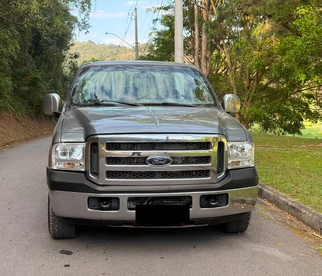 FORD F-250 XLT-L - Imagem 5
