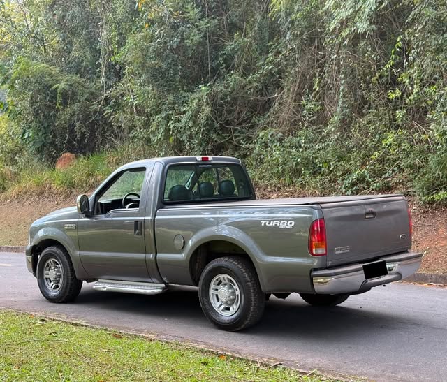 FORD F-250 XLT-L - Imagem 6