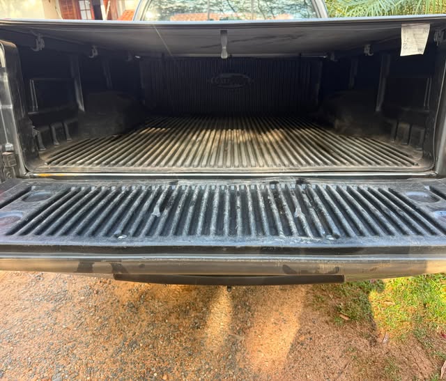 FORD F-250 XLT-L - Imagem 10