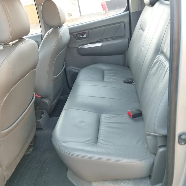 TOYOTA HILUX SRV - Imagem 6