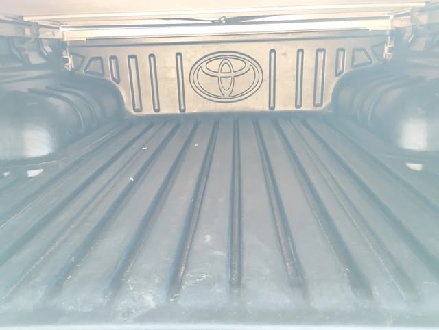 TOYOTA HILUX SRV - Imagem 9