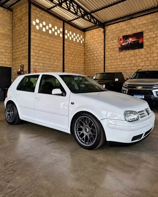 VOLKSWAGEN GOLF - Imagem 2