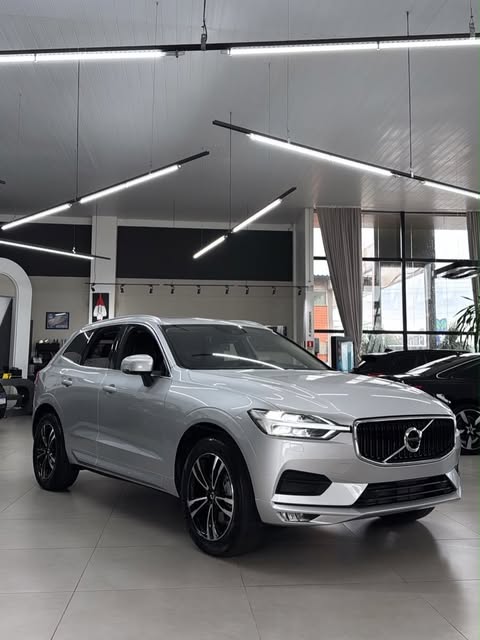 VOLVO XC60 T5 MOMENTUM - Imagem 10