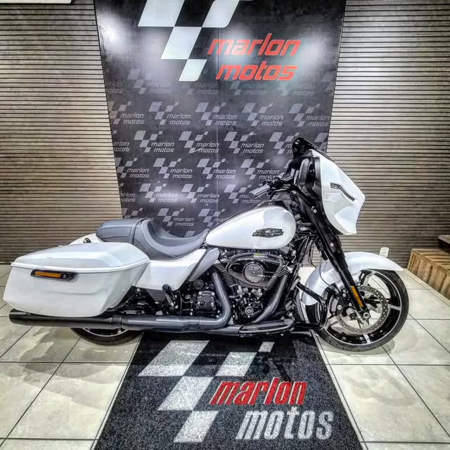 HARLEY-DAVIDSON STREET GLIDE - Imagem 1
