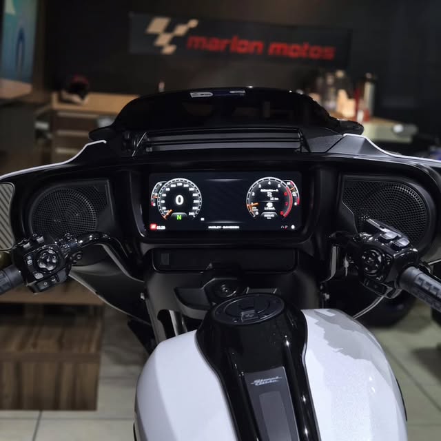 HARLEY-DAVIDSON STREET GLIDE - Imagem 6