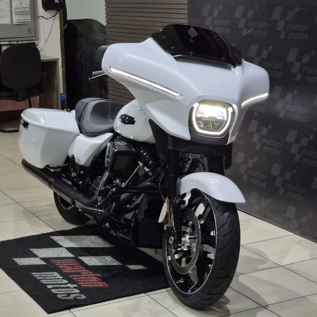 HARLEY-DAVIDSON STREET GLIDE - Imagem 8