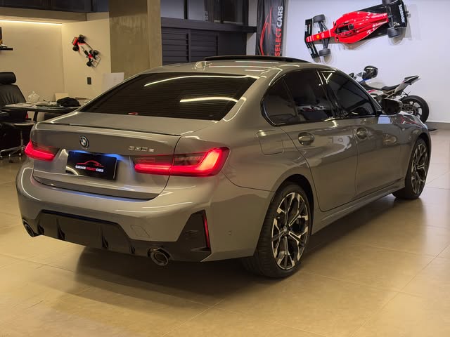 BMW 330E M SPORT - Imagem 4