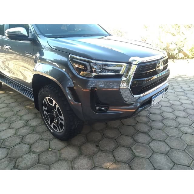 TOYOTA HILUX SRX PLUS - Imagem 10