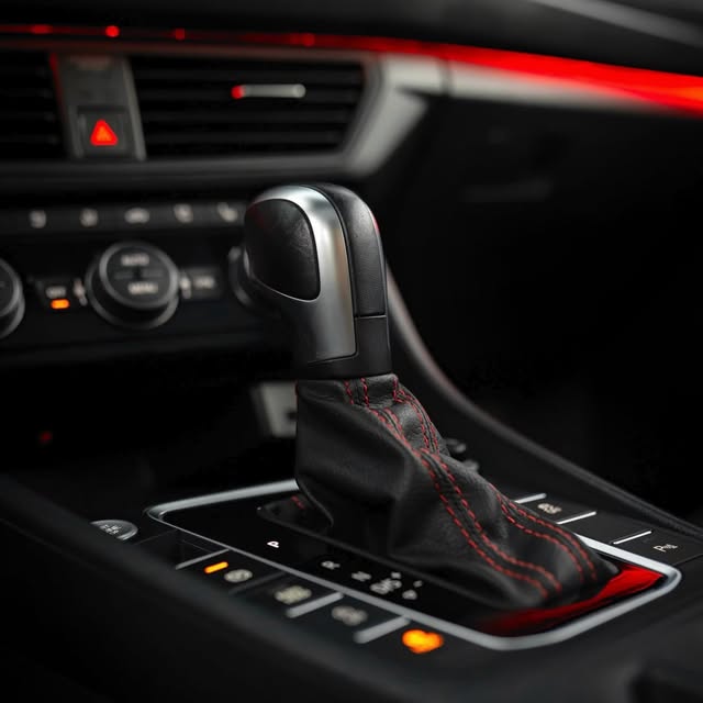 VOLKSWAGEN JETTA GLI - Imagem 8
