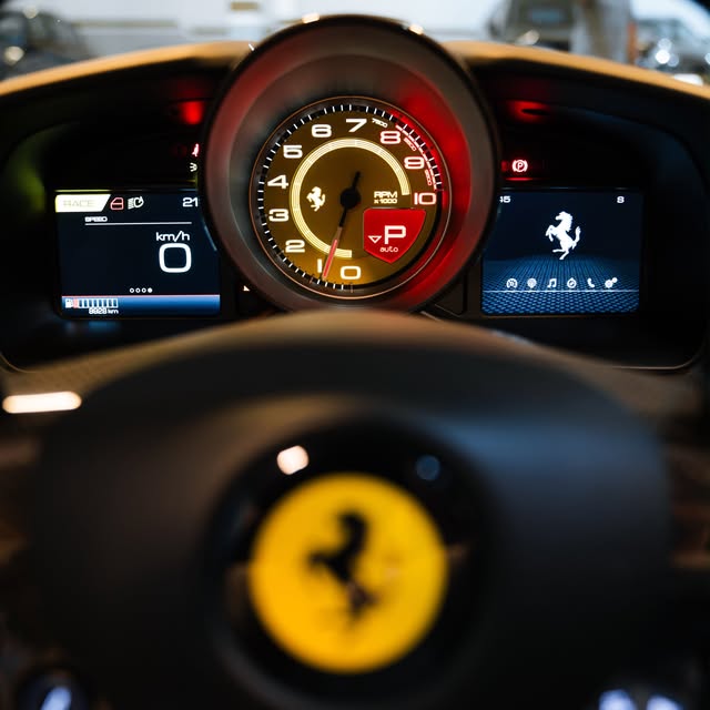 FERRARI F8 SPIDER - Imagem 7