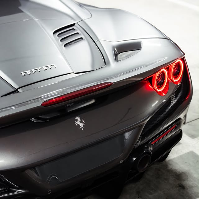 FERRARI F8 SPIDER - Imagem 8